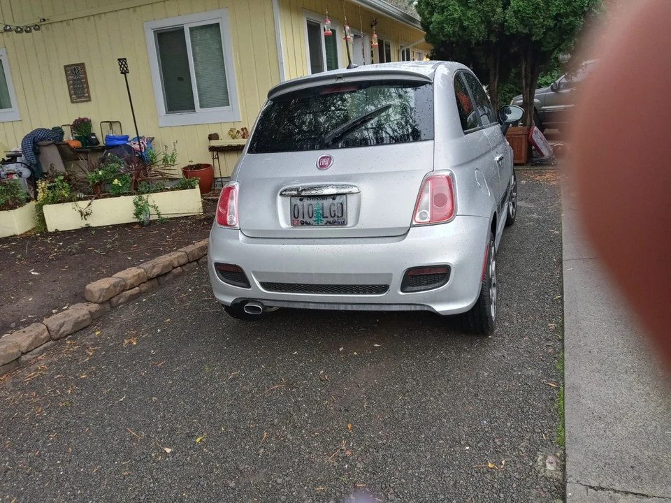 2012-2019 Fiat 500 Power Mirror Adjustment Switch OEM - Image 4 of 4