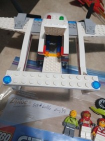 LEGO CITY: Ambulance Plane (60116)