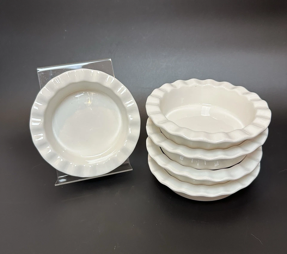NEW Circa White Ruffle Mini Dessert Ramekin Dish Set of 5 Porcelain Bowls - Image 3 of 4