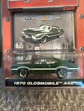 2006 Greenlight  1970 Oldsmobile 442 Muscle Car Garage 1:64 Green