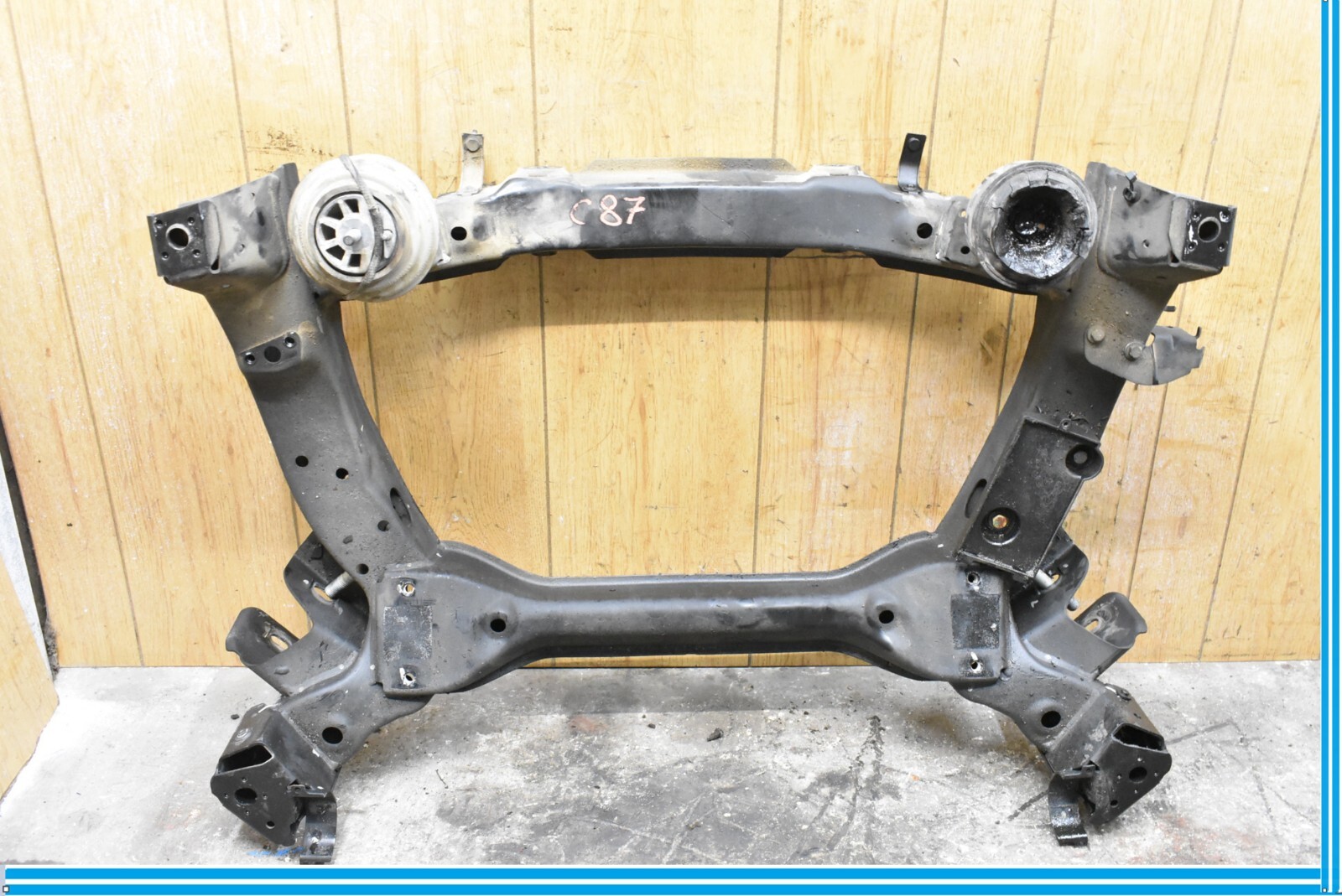 1015 Jaguar XJ XJL X351 Front Suspension Cradle Subframe Crossmember