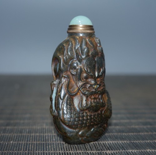 Antique Collection: Tianhuang Shoushan Shisheng Xiaolong Carved Snuff Bottle - Picture 2 of 5