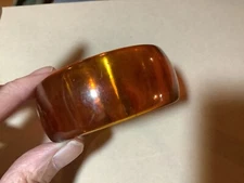 bakelite amber swirl bangle bracelet 1.25" high 2.5" around simichrome tested