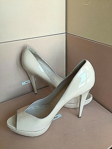 Scarpe donna Miu Miu tacco alto plateau crema misura 40,5 - Foto 2 di 4