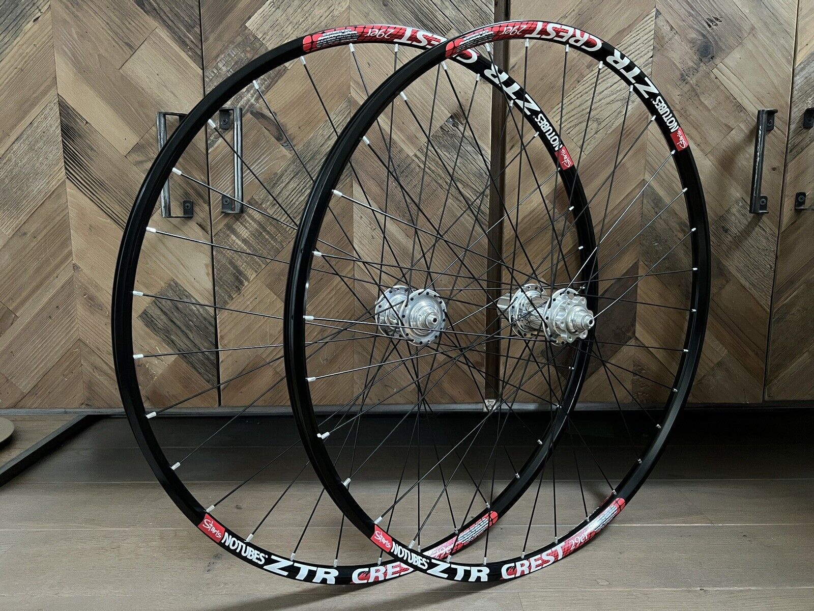 NEW! CHRIS KING Notubes Stans ZTR Crest/29er Shimano/SRAM Freehub/mtb