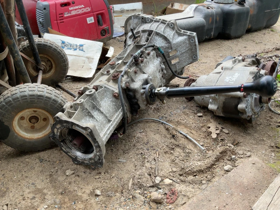 Transmisión 5 velocidades FORD RANGER 90 91 92 93 94 95 96 97 98 99 00 01 02 03 04 Foto 3 de 3