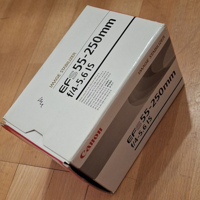 Canon EF-S 55-250mm f/4-5.6 IS Zoomobjektiv