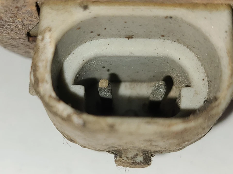 Buje de rueda trasero usado se adapta a: Cadillac Eldorado 1996 trasero grado A Foto 3 de 4