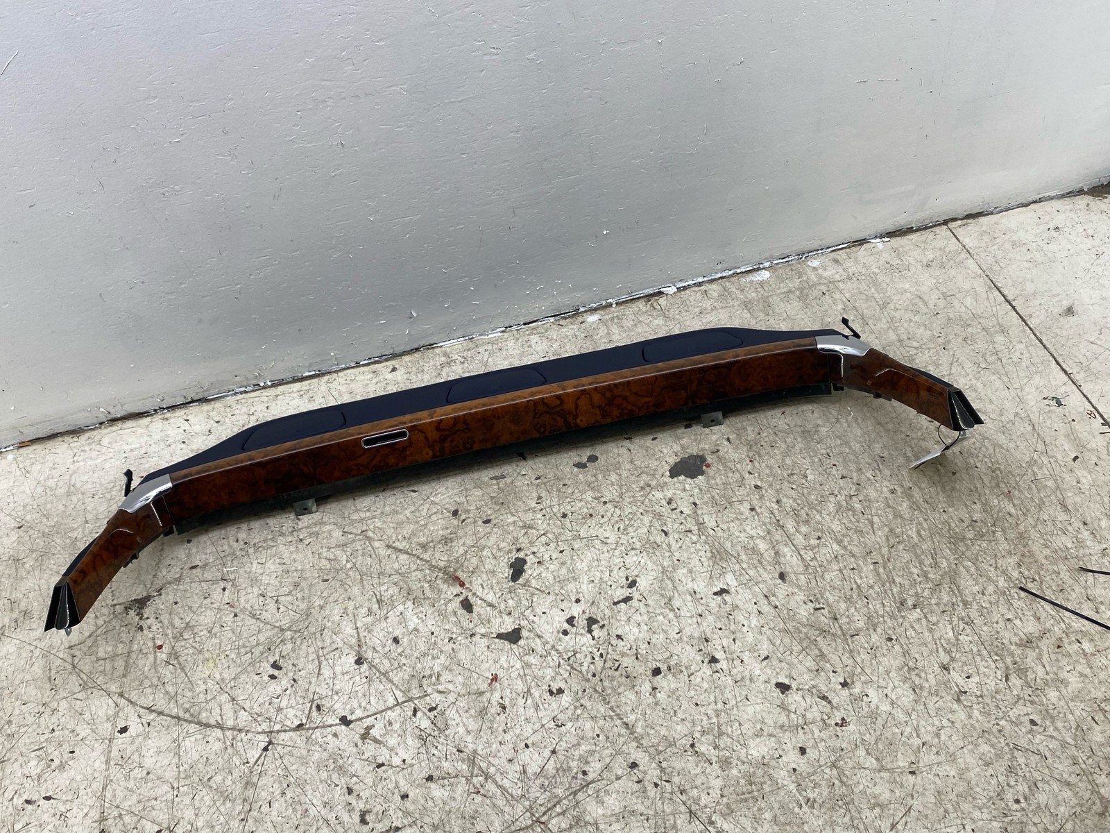2010-2020 BENTLEY MULSANNE REAR DECK PARCEL SHELF TRAY TRIM PANEL W/WOOD TRIM