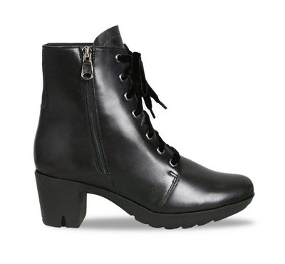 Munro NWOT Brittie Black Leather Ankle Boots Sz 10N