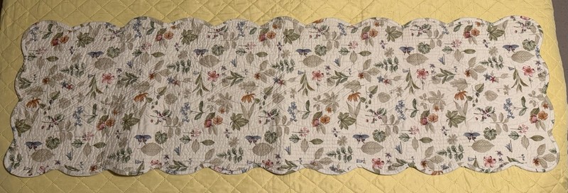 Longaberger Botanical Fields Scalloped Edge Valance 54” X 16”, 3” Pocket Rod
