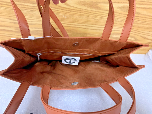 TELFAR Shopping Bag Large Tan, **THE WHITE BAG HAS A FEW STAIN** - Picture 4 of 5