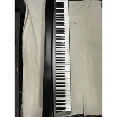 Casio Digital Piano Keyboard px-130 & Stand | eBay
