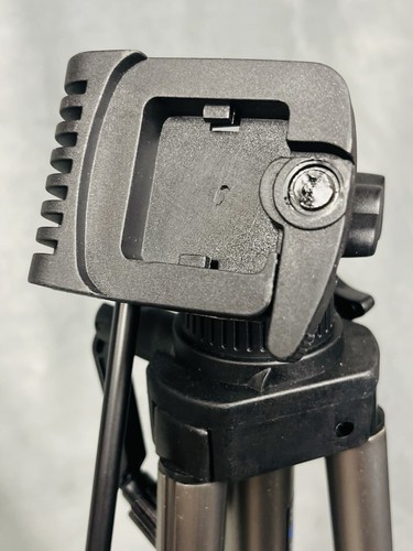Vanguard Mini K Tripod for Photo And Video Model #20-08-56 - Picture 6 of 10