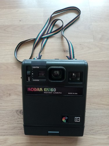 Fotocamera istantanea Kodak EK160 vintage anni 70 con borsa da trasporto in pelle originale Kodak - Foto 2 di 10
