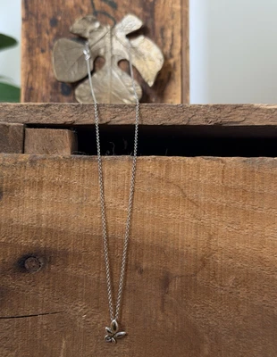 Tiffany & Co. Paloma Picasso Sterling Silver Olive Leaf Pendant - 16in Chain - Image 1 of 4