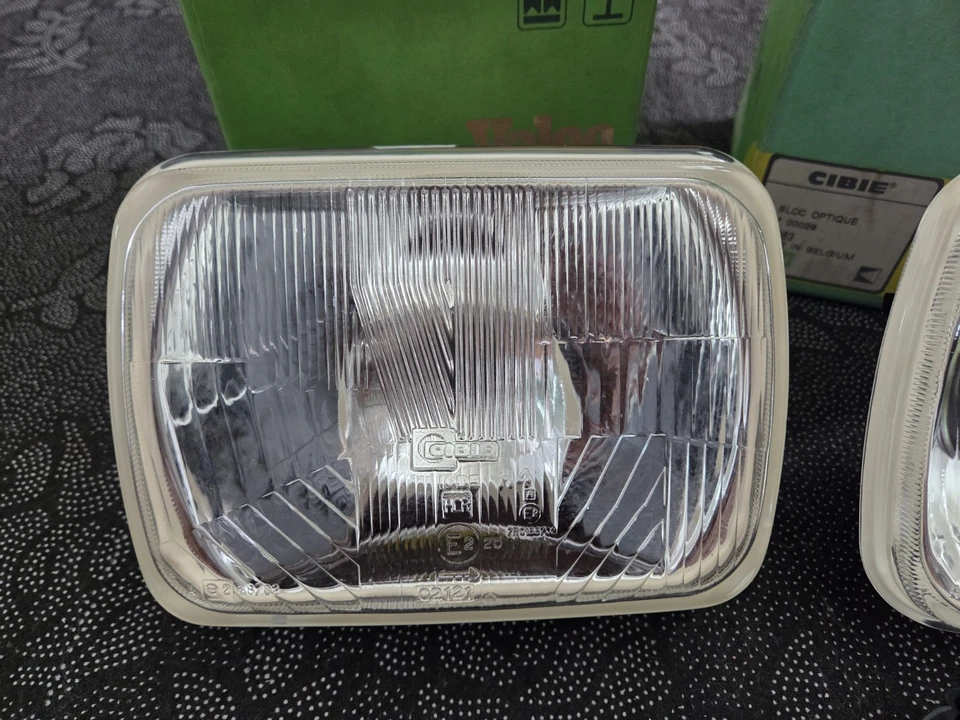 PAR DE LÂMPADAS DE FARÓIS FIT TOYOTA CELICA MR2 CIBIE H4 - Imagem 3 de 4