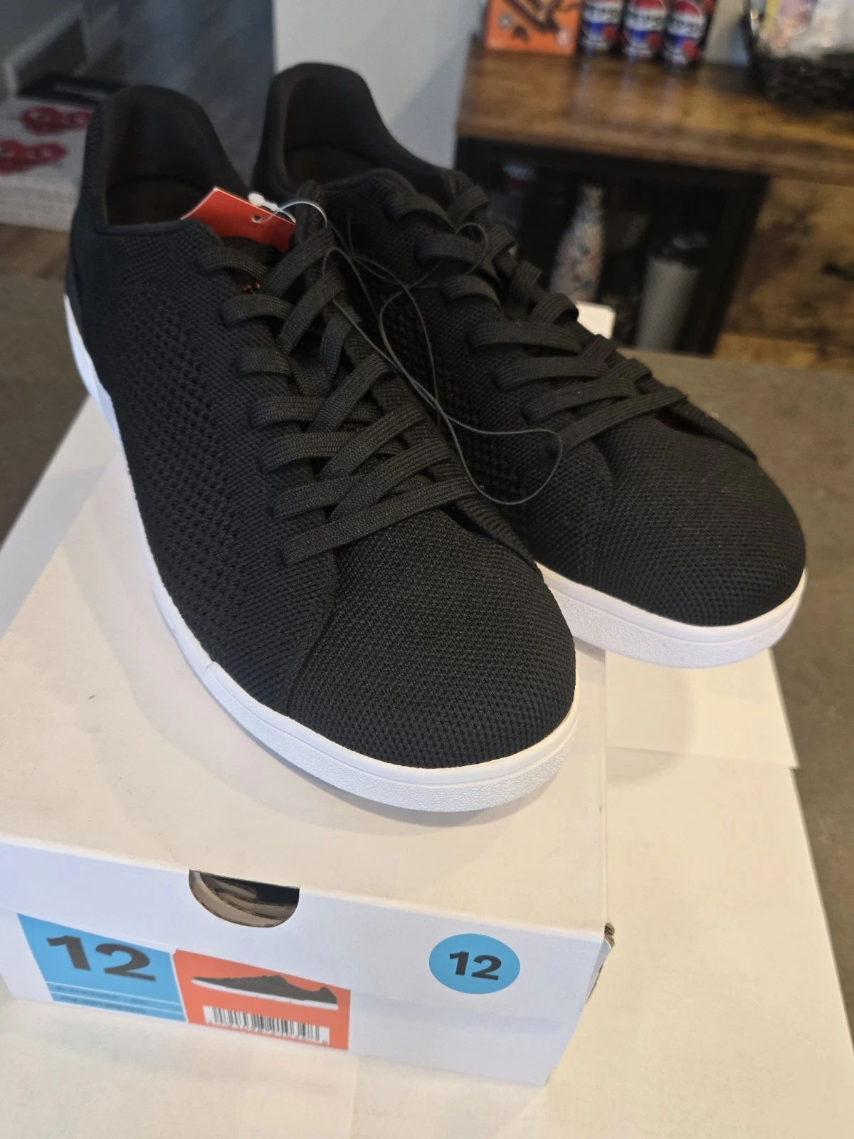 Swims Breeze Tennis Knit Mens Shoes NIB US 12
Opens in a new window or tab