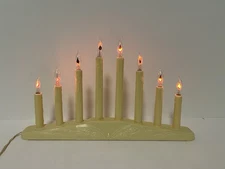 VTG 8 Light Candolier with Flicker Bulbs.