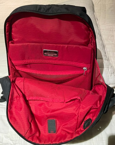 Vintage TUMI Computer Backpack Black Nylon - 第 5/11 張圖片
