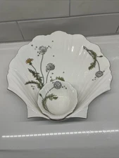Toyo Japan Shell Shaped Chip and Dip Serving Tray