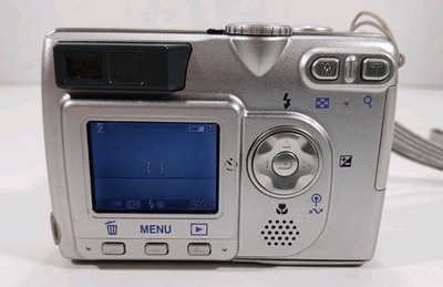 ✨Nikon COOLPIX E5200✨デジタルカメラ シルバー ニコン Nikon COOLPIX E5200 5.1MP Digital Camera - Silver Tested Works | eBay