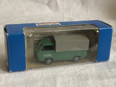 Railway Modeling: Roco HO, Volkswagen Truck T2 bus flatbed. REF 1534