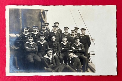 Foto AK Matrosen Gruppenbild Torpedoboot Halbflottille   ( 153500