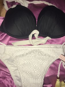 Victoria Secret Push Up Bikini Top NWT Victoria Secret Extra Padded Push Up bikini bathing Victoria Secret Push Up Bikini Top NWT Victoria Secret Extra Padded Push Up bikini bathing