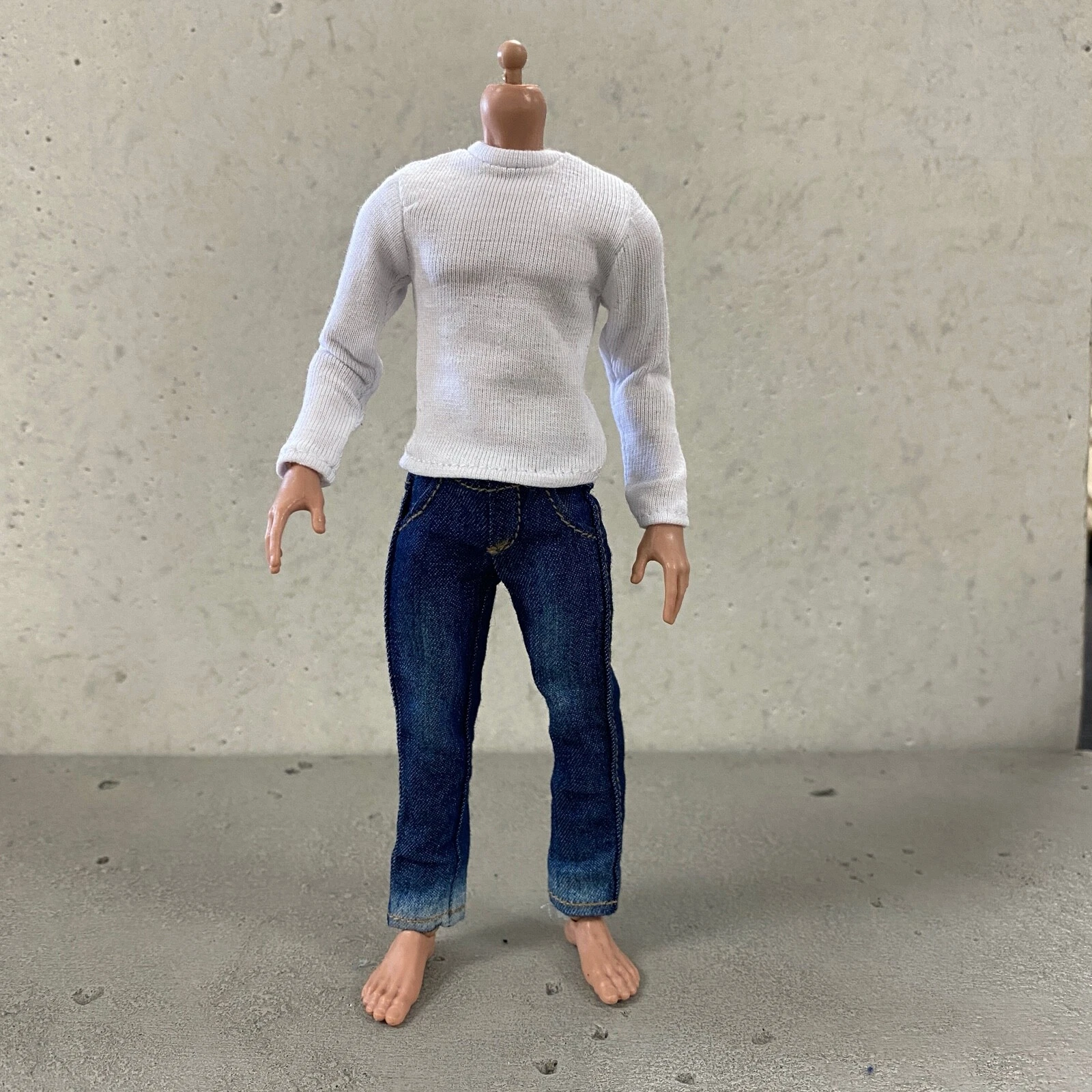 MO-LT-WH: 1/12 White long sleeve shirt for 6" Slim action figure body - product detail image 2