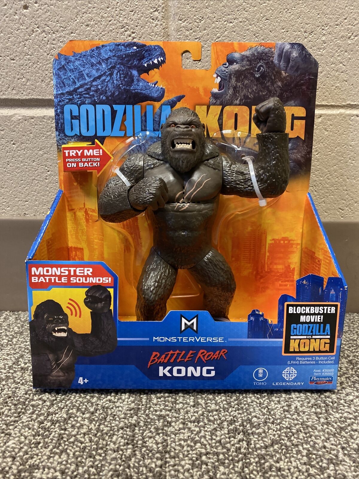 Godzilla vs Kong Deluxe Battle Roar Kong with Sound 