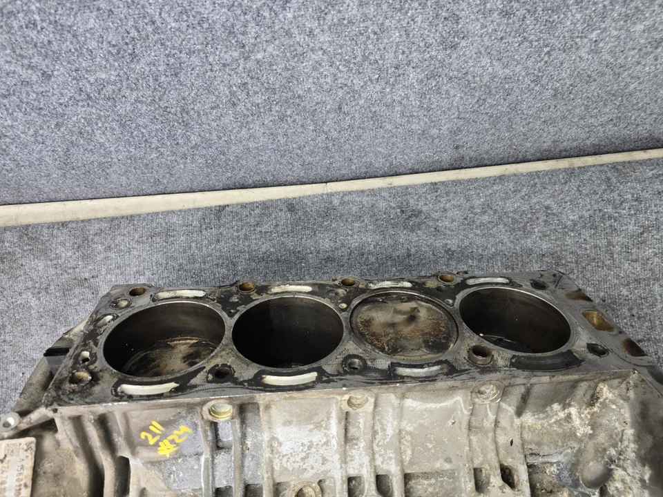 montaje bloque cilindro motor mercedes w211 w219 c63 cls63 m156 oem Foto 4 de 4