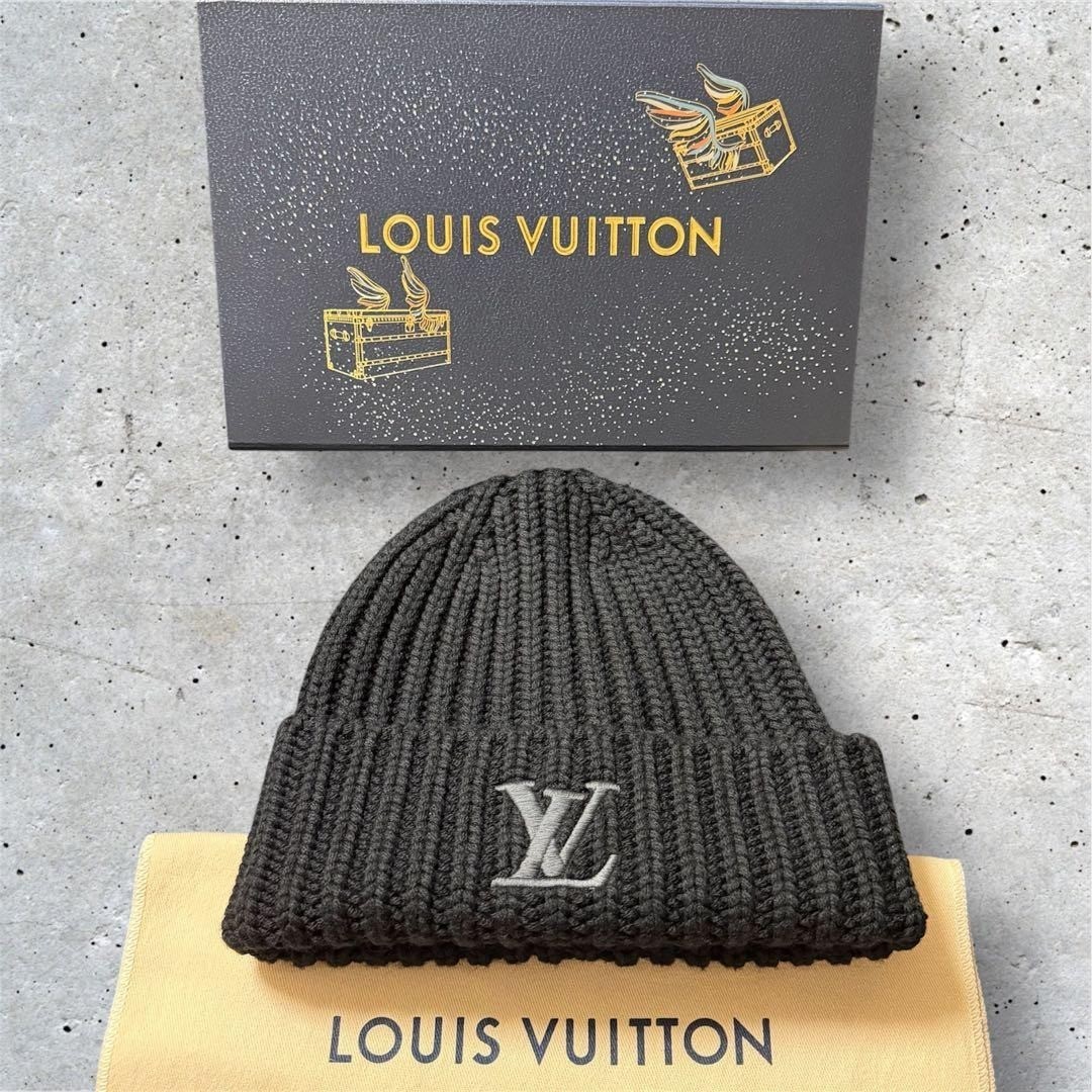 Louis Vuitton LV Initials Beanie Black Wool M77277 Unused with Box