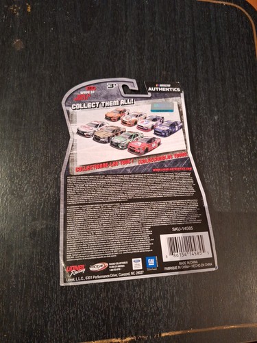 NASCAR Authentics CHASE ELLIOTT #24 Little Caesars 2017 Mtn DEW Wave 10 1:64 - Bild 2 von 2