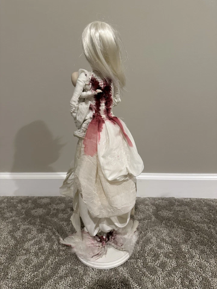 Bonecas Strange por Beth Robinson - Imagem 2 de 3