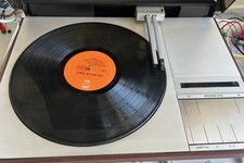 Bang  Olufsen Beogram 4002 Turntable