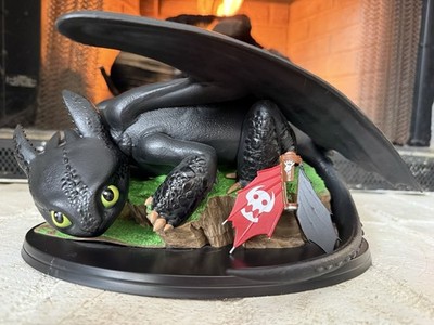 TAKA Corp studio Toothless Statue 1/8 Scale