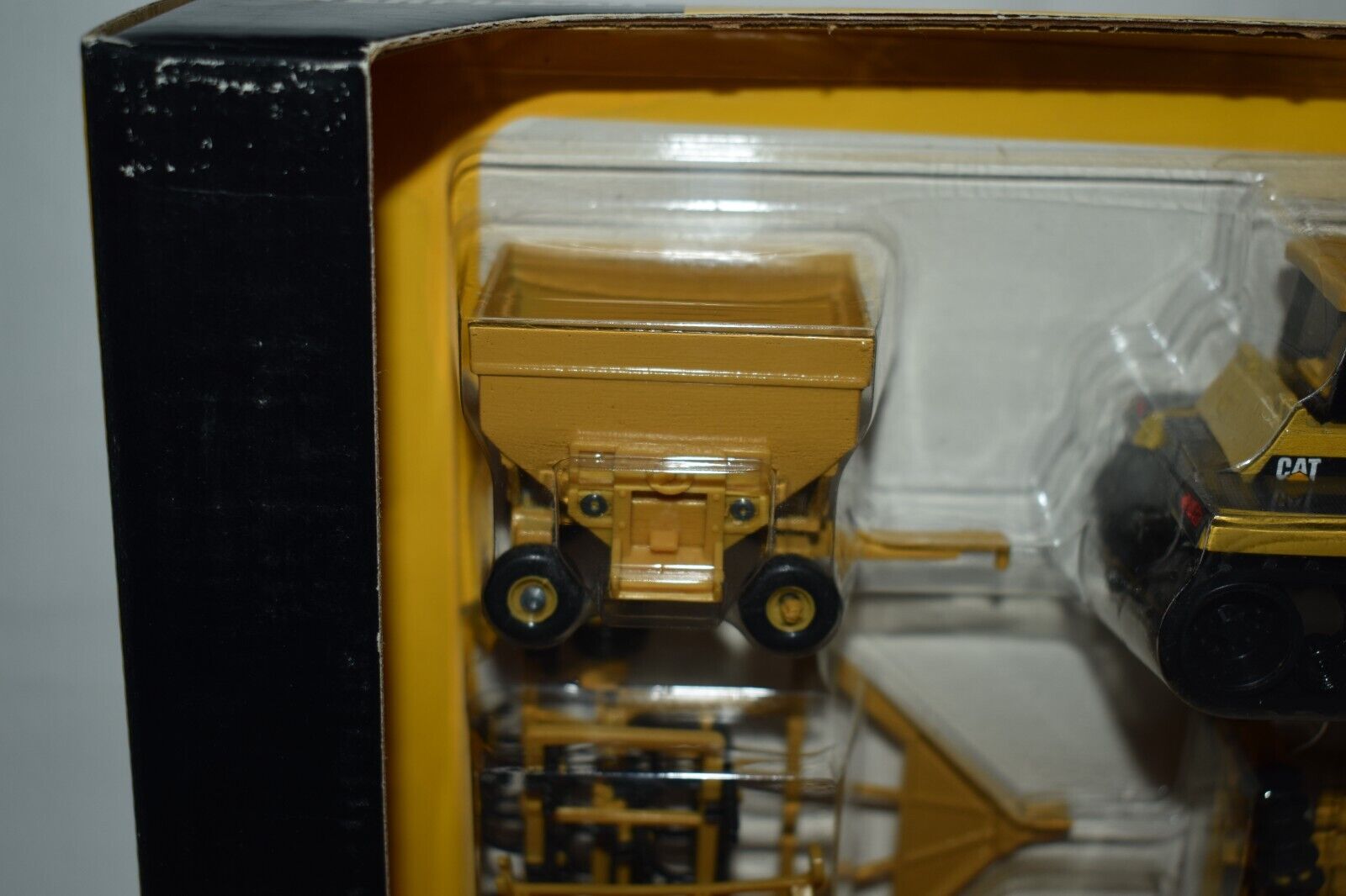 Picture 3 of 6