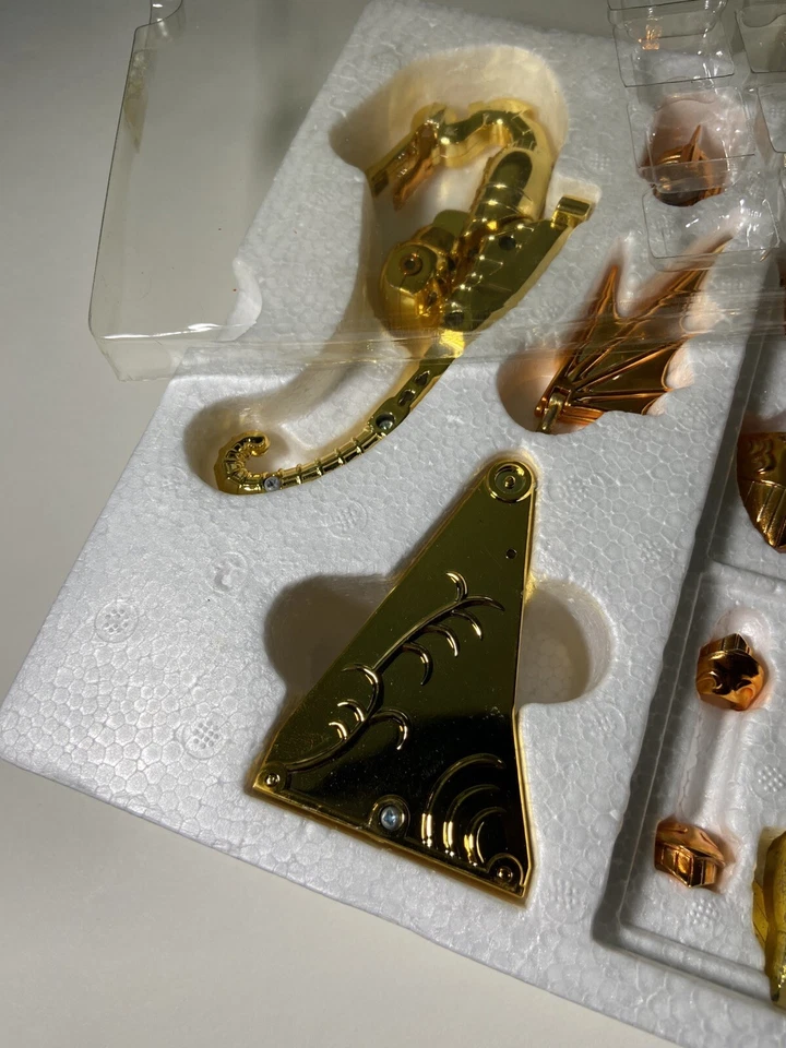 BANDAI Vintage Saint Seiya Pano Dourado Dragão Marinho Canhão Jp Bandai Toei 1988 - Imagem 4 de 4