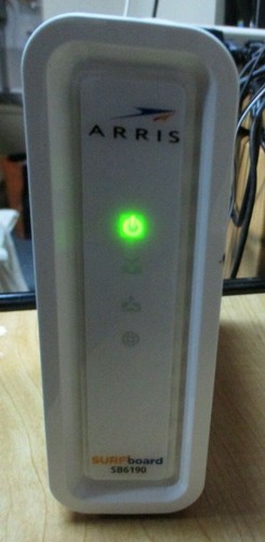 ARRIS SURFboard SB6190 Cable Modem SB00DXD6190 w/ Adaptor WA-12M12FU - Picture 2 of 6