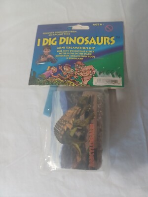 I Dig Dinosaurs Mini Excavation Kit