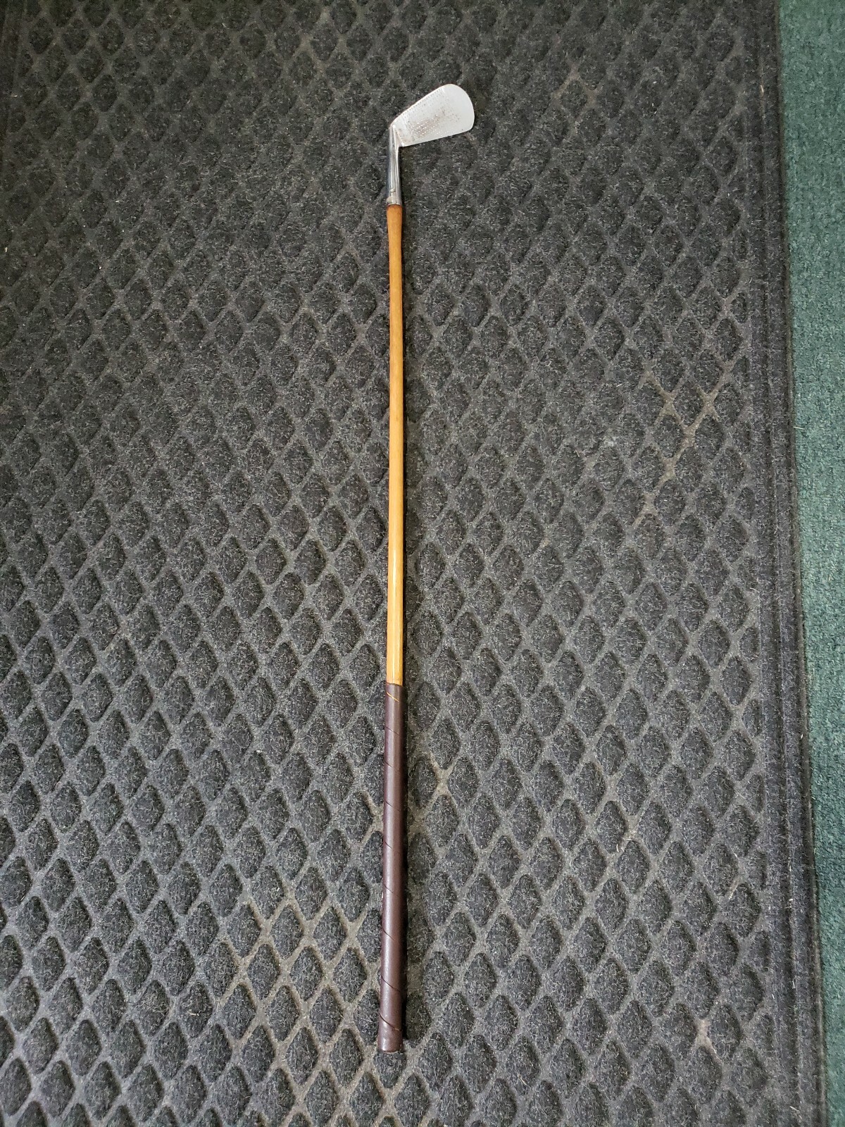 Hickory Shaft Golf Club Wright & Ditson Accurate Mashie H69 eBay