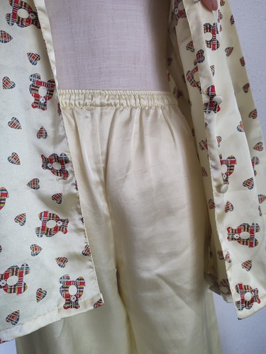Vintage Silk 2 Pcs Pajama Set Yellow Bear Print S/M Sleep Gown/Sleepwear 80s 90s - Picture 20 of 21
