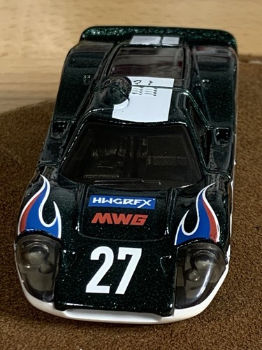 Hot Wheels '67 Ford GT40 MK. IV Metallic Green Custom Wheel Swap - Bild 16 von 19
