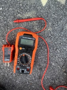 Klein Tools MM320 NCVT-3P 25KIT1 Electrical Test Kit Digital Display LED