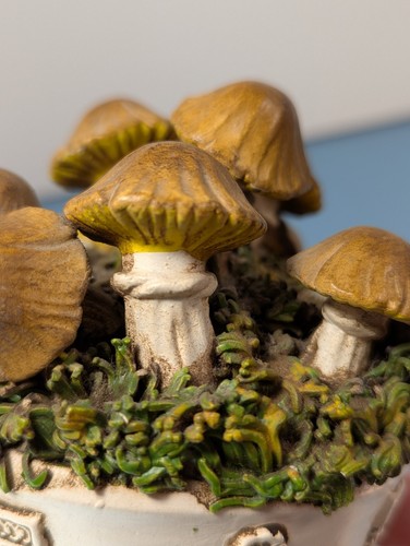 Vintage Trompe L'oeil Italy Ceramic Majolica Mushrooms Moss Planter Hand Painted - Picture 14 of 19
