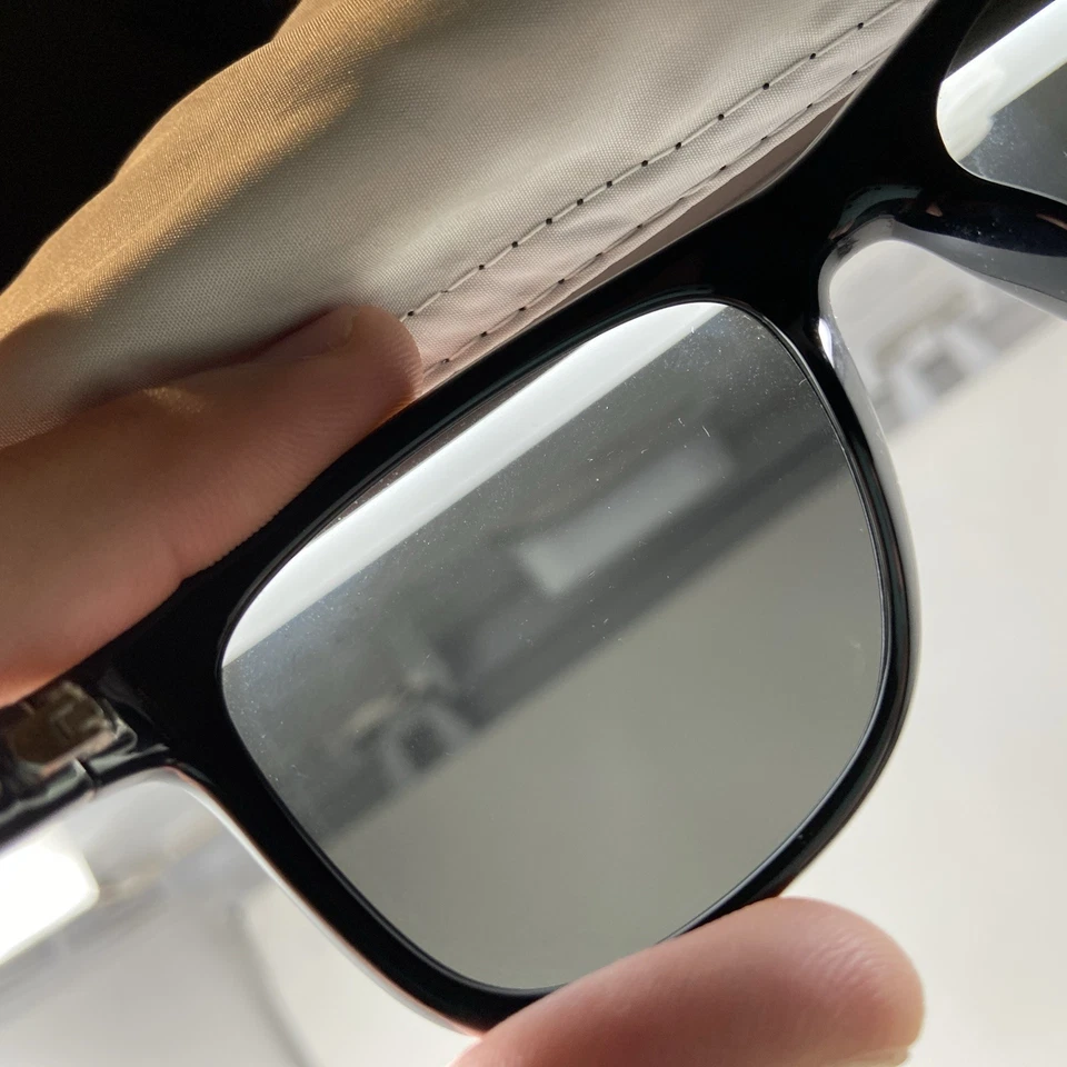 CALVIN KLEIN CK3160S 001 55-17-130 GLOSSY BLACK W/ GRAY SUNGLASSES OI98 - Image 2 of 4