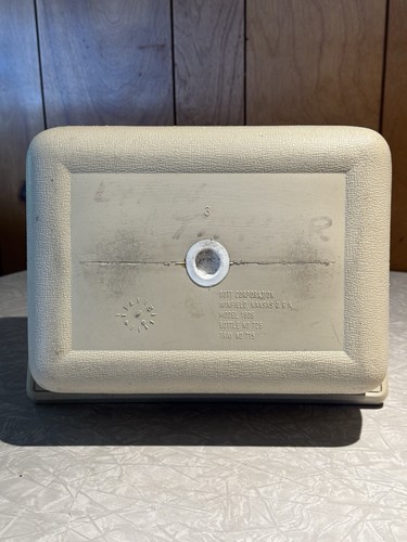 Vintage Gott Cooler Sportcooler #1806 Hunting Fishing Camping 1984 USA Made - Picture 9 of 9