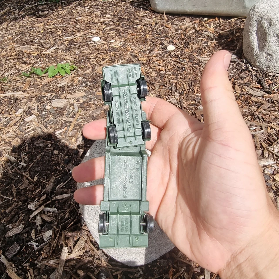 Vintage Corgi Juniors Whizzwheels Ford D Series Military Transporter Diecast — 第 3/4 张图片