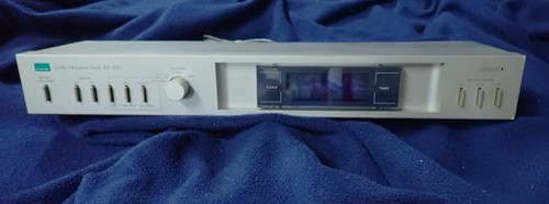 Sansui AT-202 Audio Program Timer, 3 pwr outlets, silver, nice condition, works!